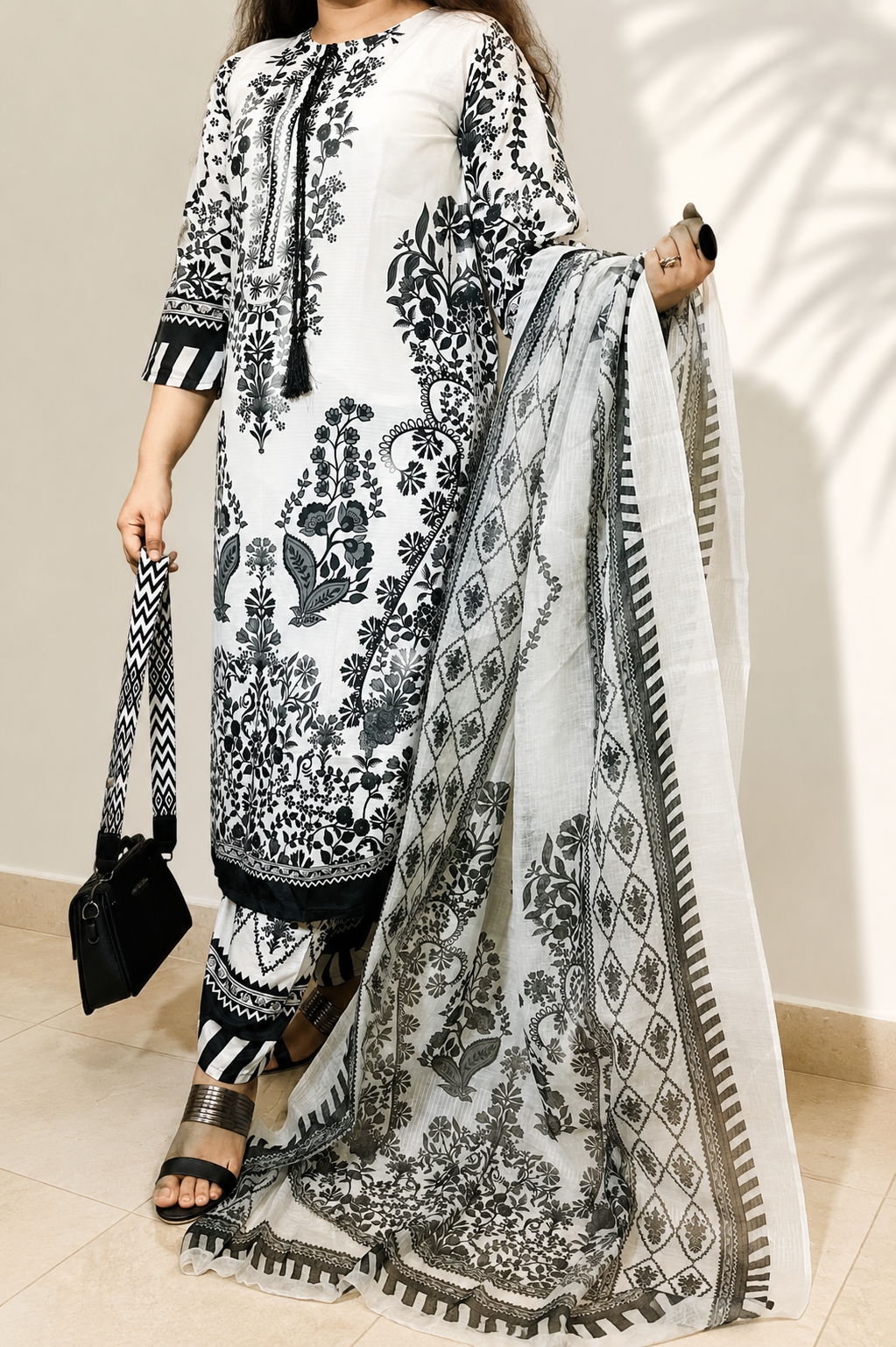 Noir Bloom Printed 3-Piece Lawn Suit – Black & White