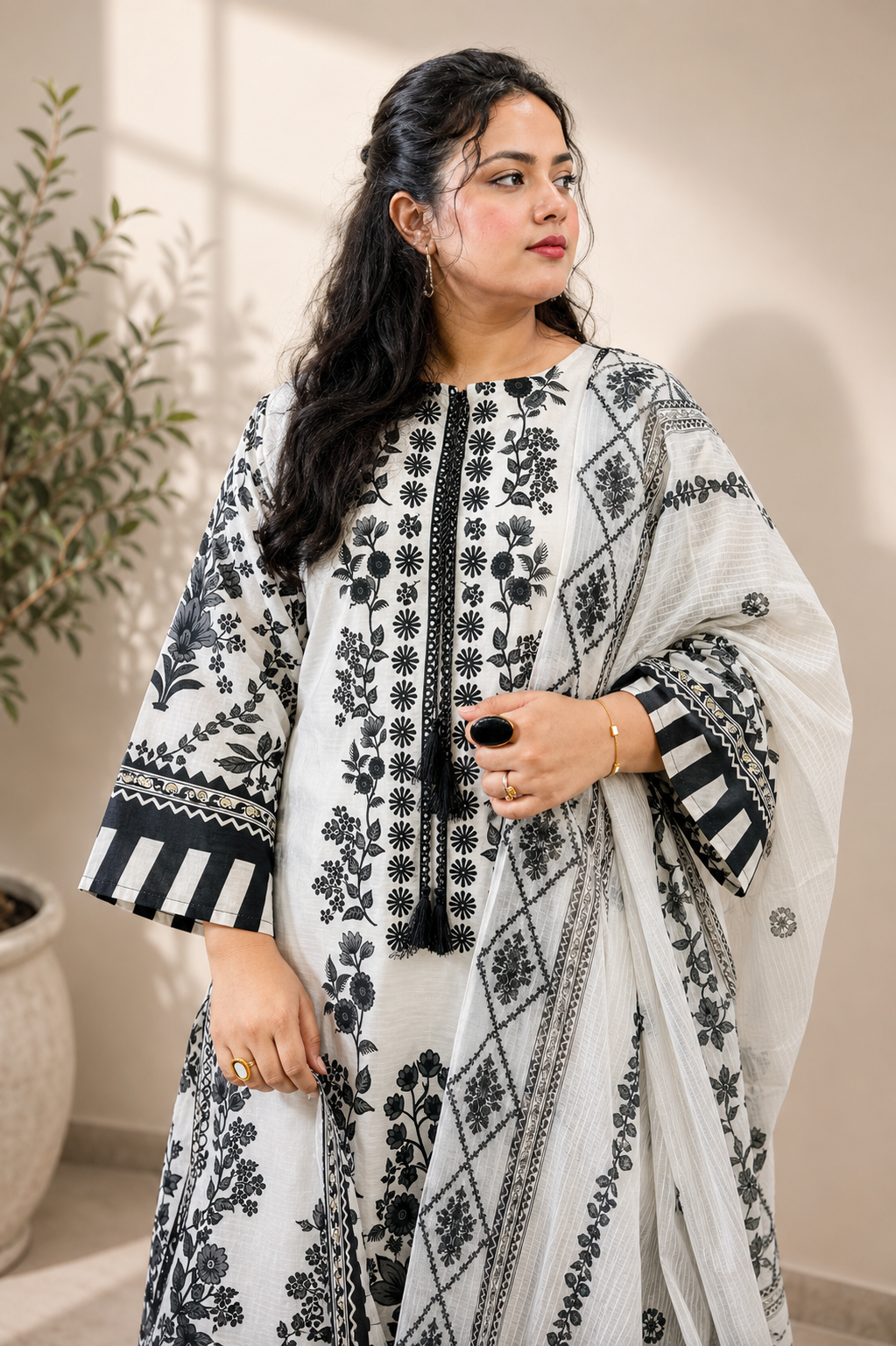 Noir Bloom Printed 3-Piece Lawn Suit – Black & White